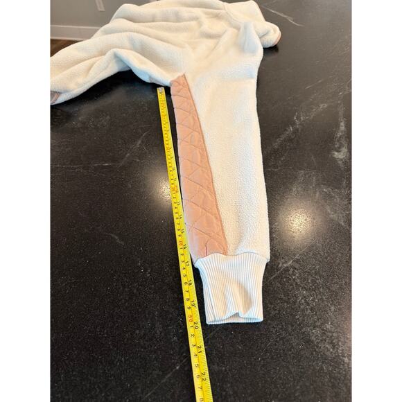 Abercrombie & Fitch assymetrical light pink and cream quilted fleece pullover SM - Picture 10 of 10